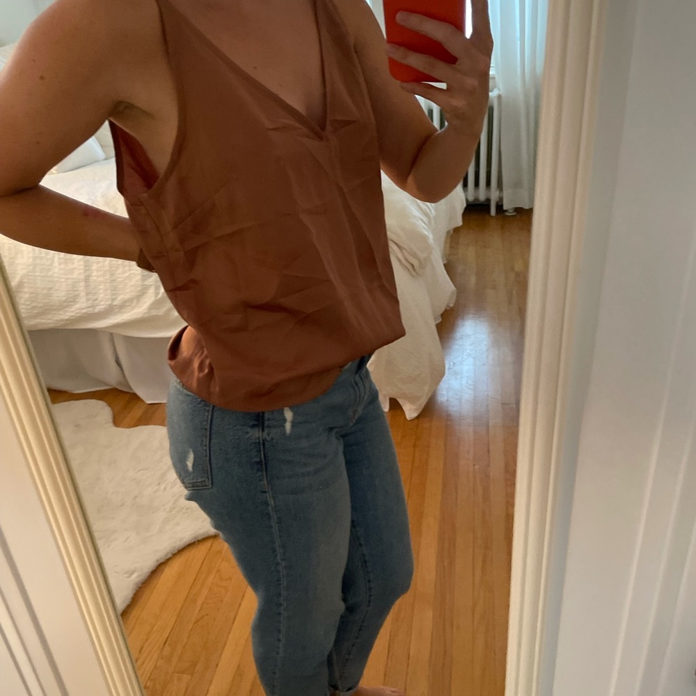 Silky tank top